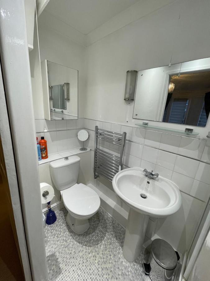 Alder En-Suites Self-Catering With Private Shower 1 Southampton Buitenkant foto