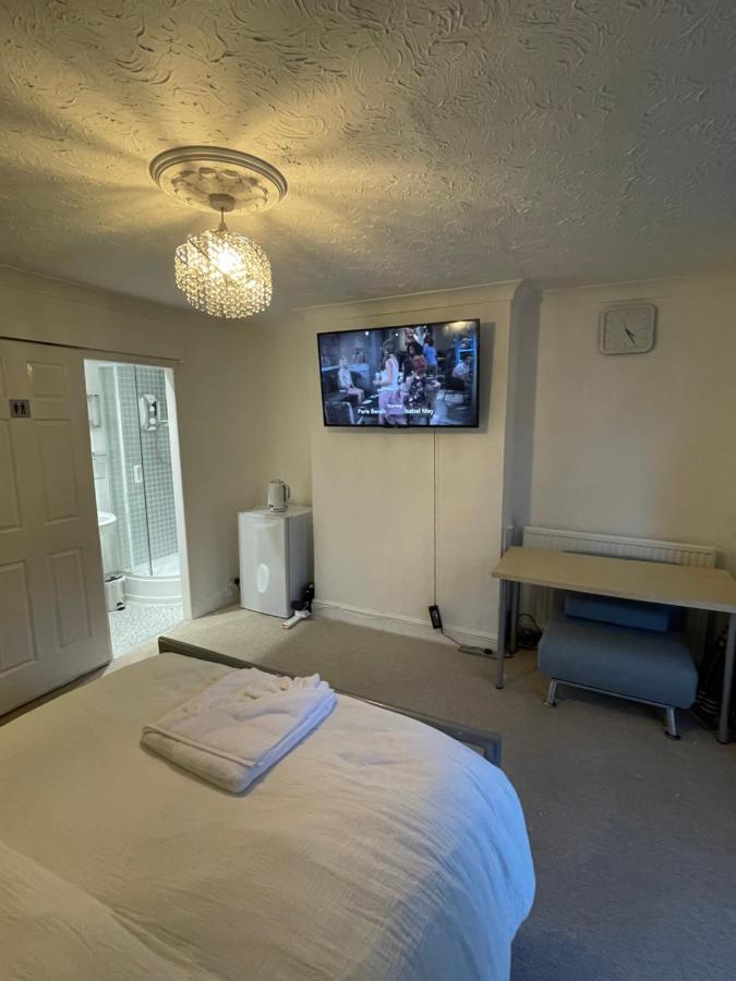 Alder En-Suites Self-Catering With Private Shower 1 Southampton Buitenkant foto