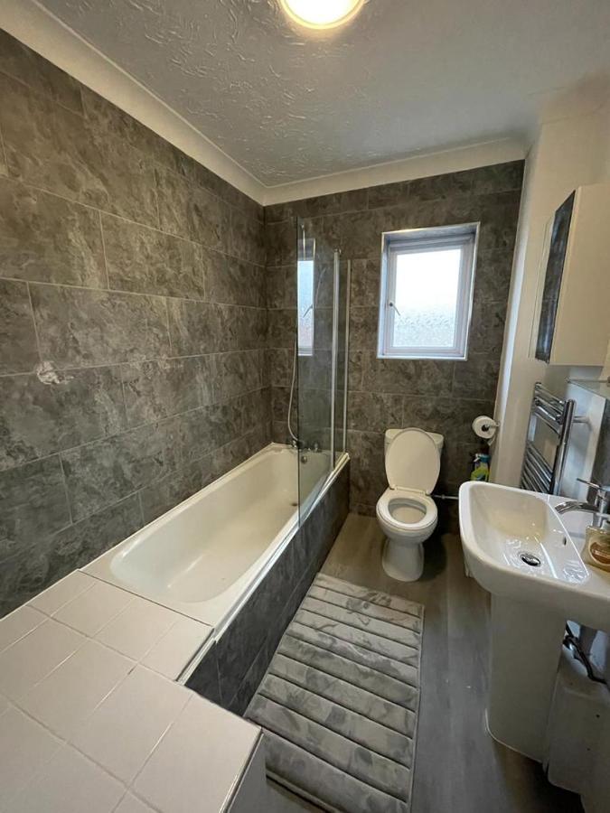Alder En-Suites Self-Catering With Private Shower 1 Southampton Buitenkant foto