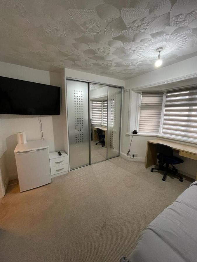 Alder En-Suites Self-Catering With Private Shower 1 Southampton Buitenkant foto